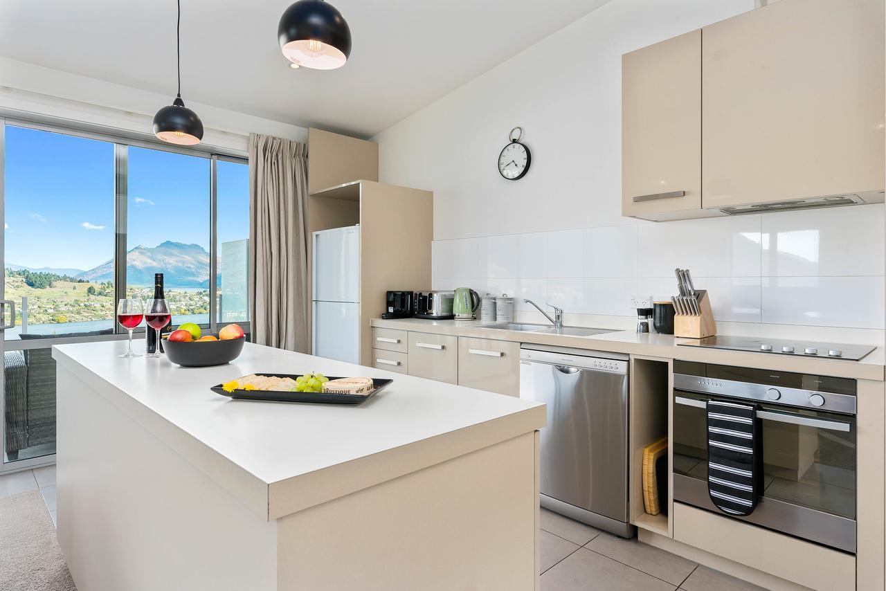 Contemporary Hilltop Abode Queenstown Dış mekan fotoğraf