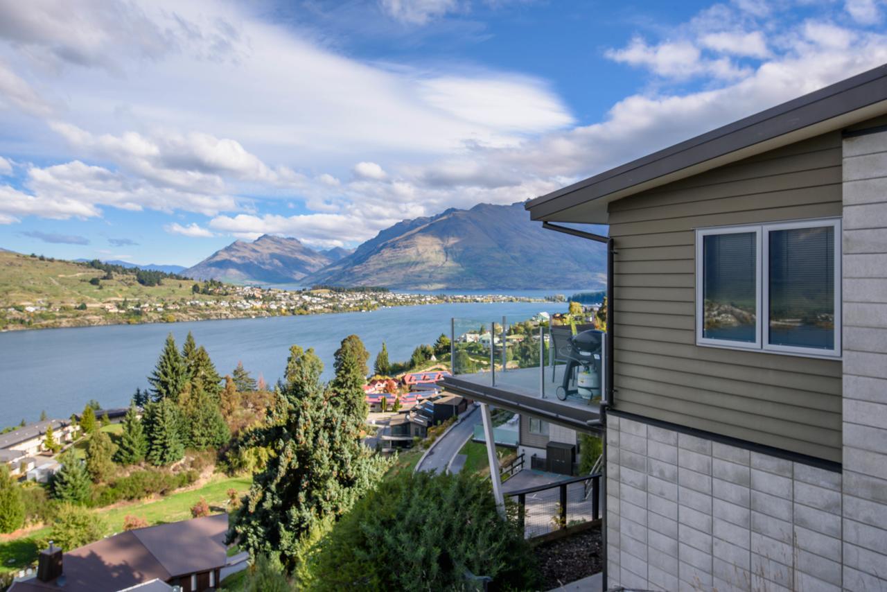Contemporary Hilltop Abode Queenstown Dış mekan fotoğraf