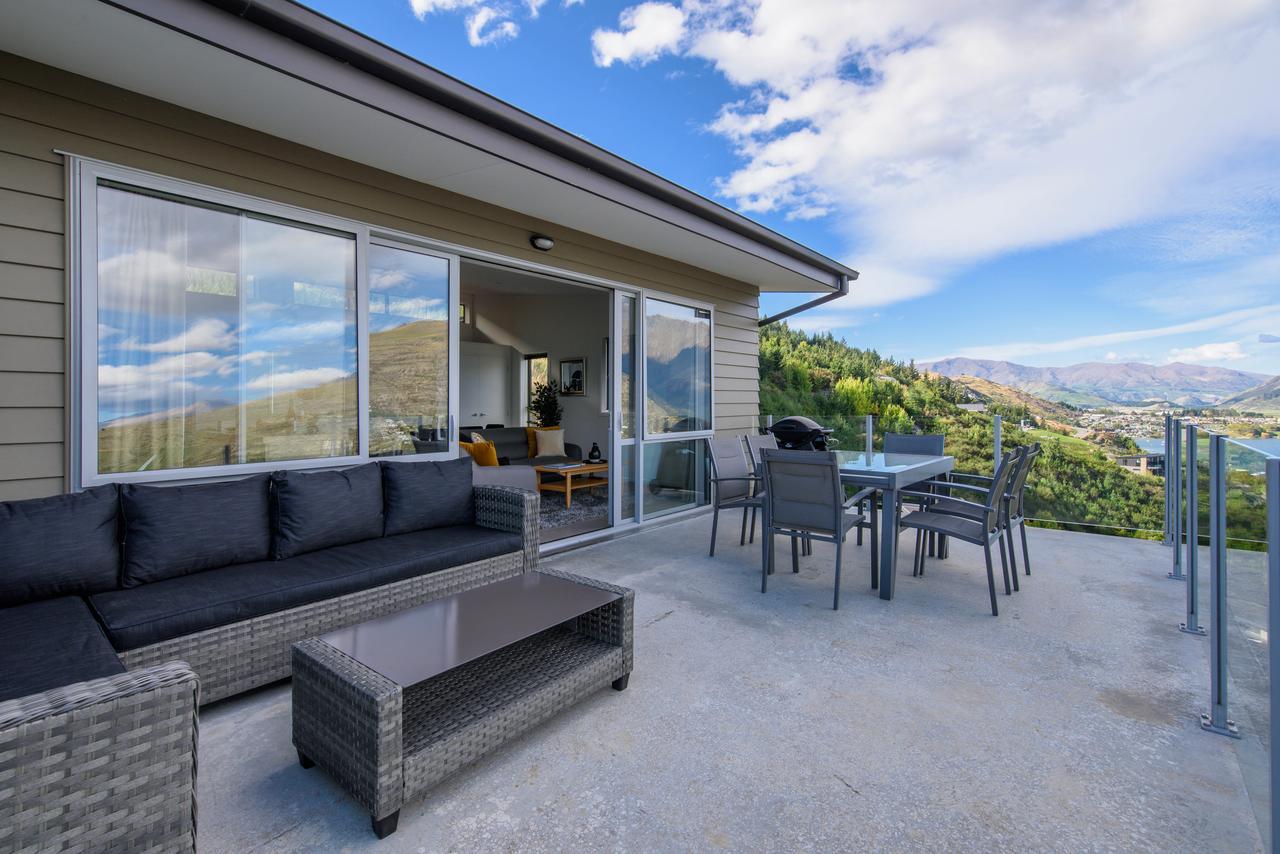 Contemporary Hilltop Abode Queenstown Dış mekan fotoğraf